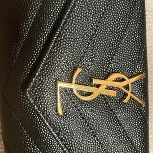 YSL monogramme small grain de poundre envelope wallet